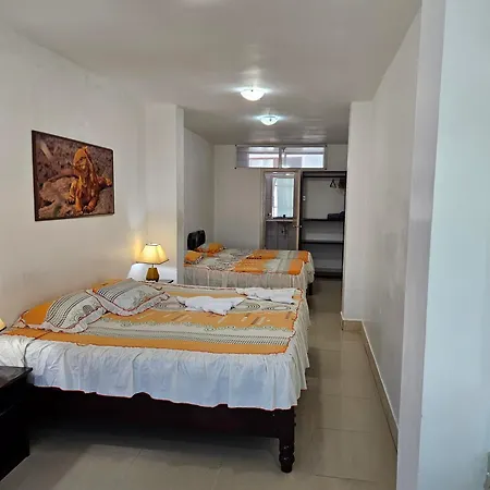 Hostal Cerro Azul Puerto Villamil Extérieur photo