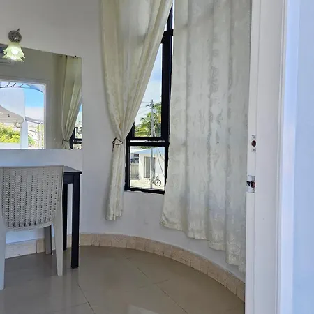 Hostal Cerro Azul Puerto Villamil Extérieur photo