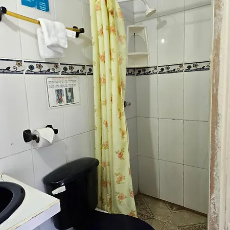 Hostal Cerro Azul Puerto Villamil Extérieur photo