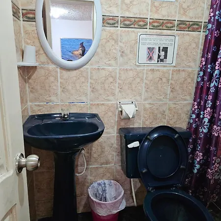 Hostal Cerro Azul Puerto Villamil Extérieur photo