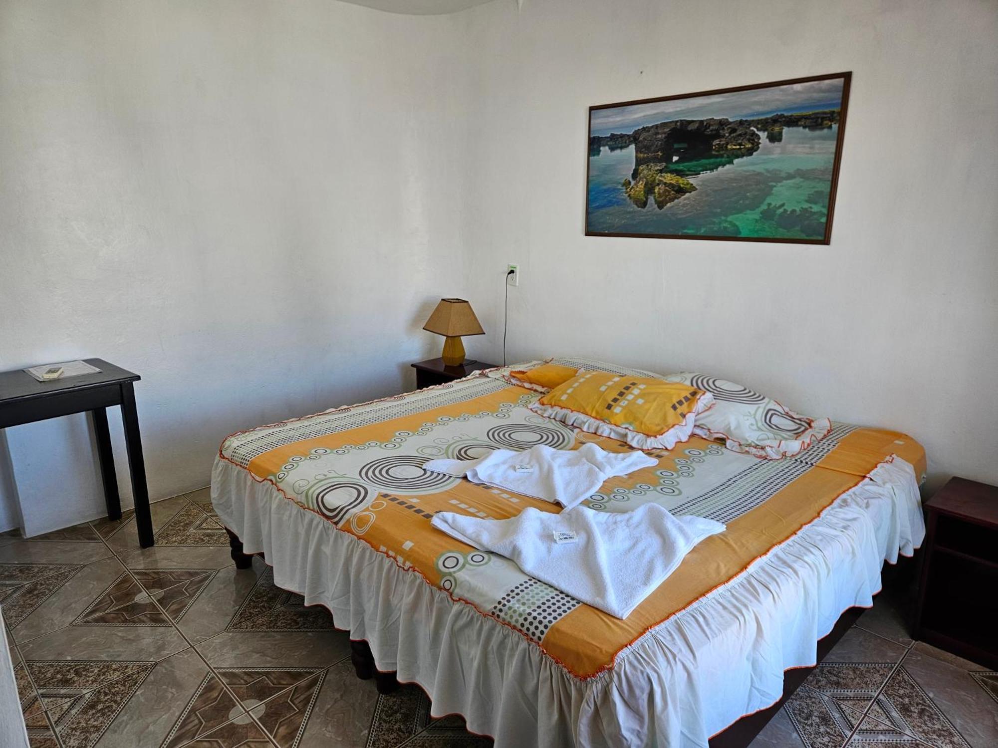 Cerro Azul Inn Puerto Villamil